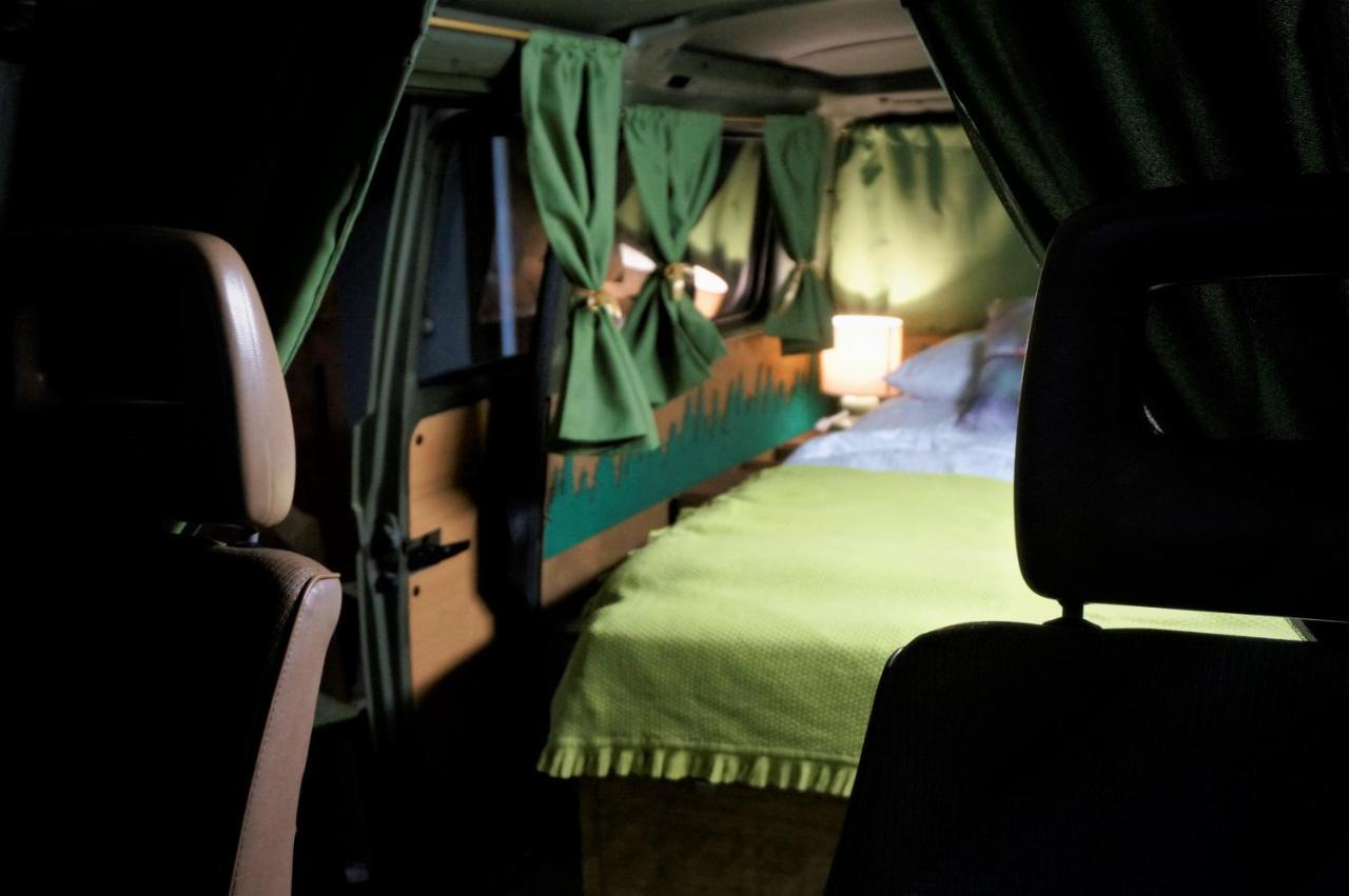 Urban Van Glamping Rīga Exterior foto