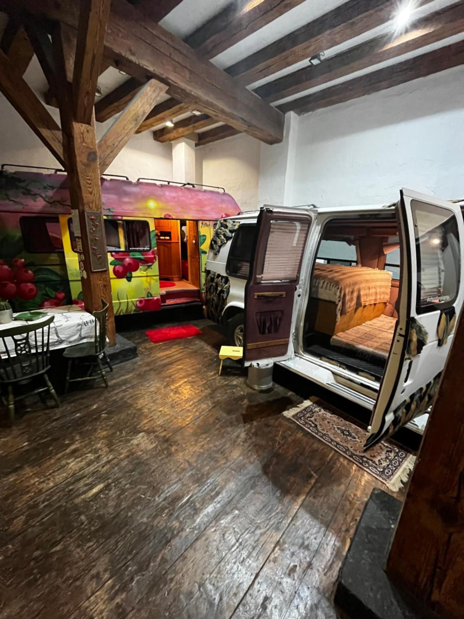 Urban Van Glamping Rīga Exterior foto