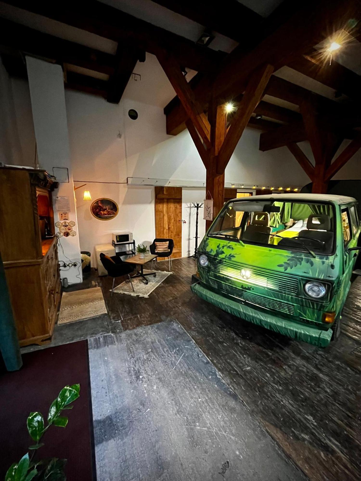 Urban Van Glamping Rīga Exterior foto