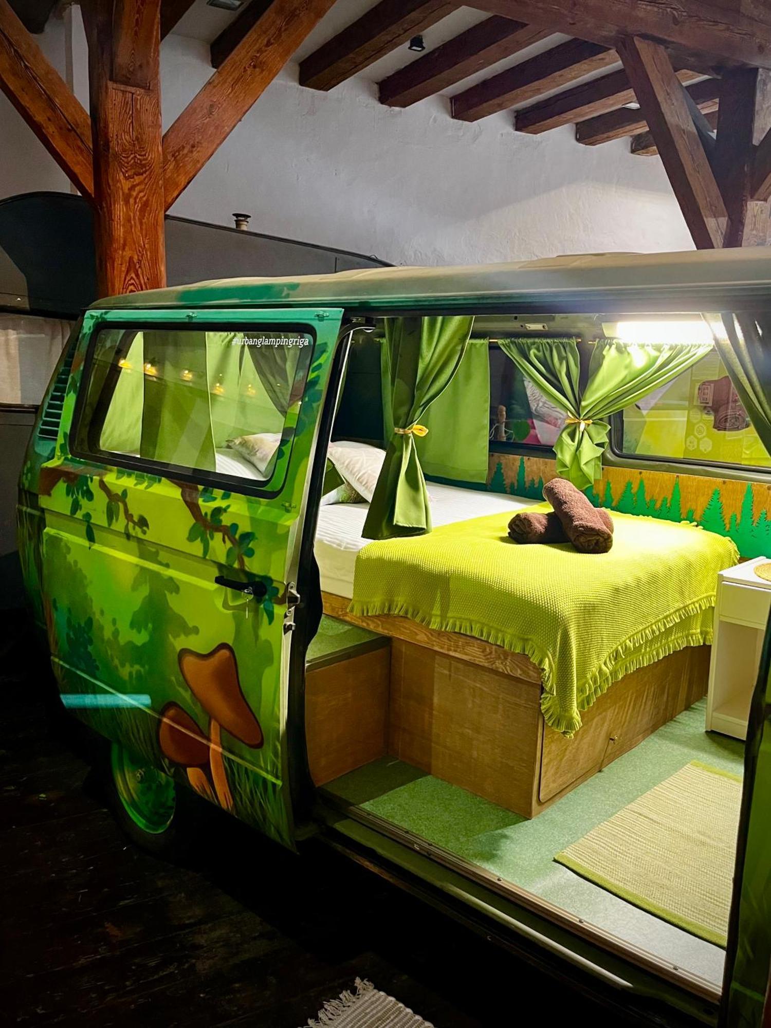 Urban Van Glamping Rīga Exterior foto