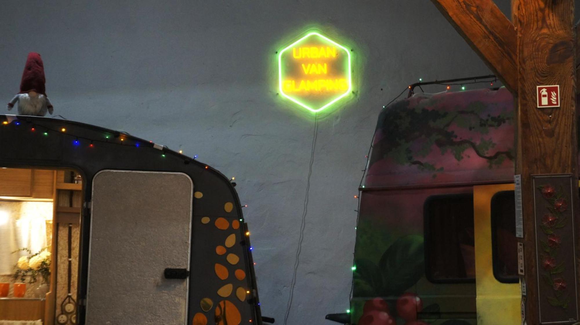 Urban Van Glamping Rīga Exterior foto