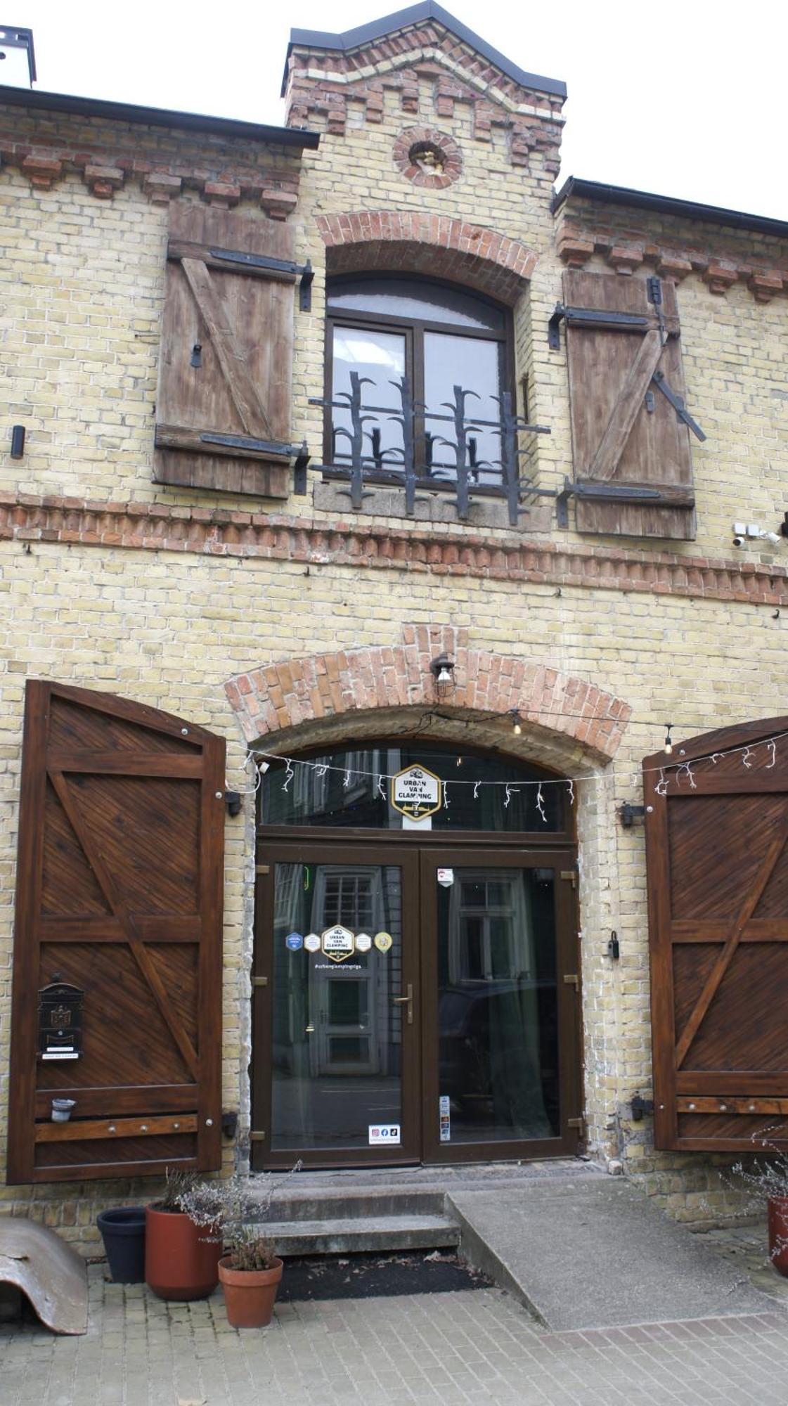 Urban Van Glamping Rīga Exterior foto